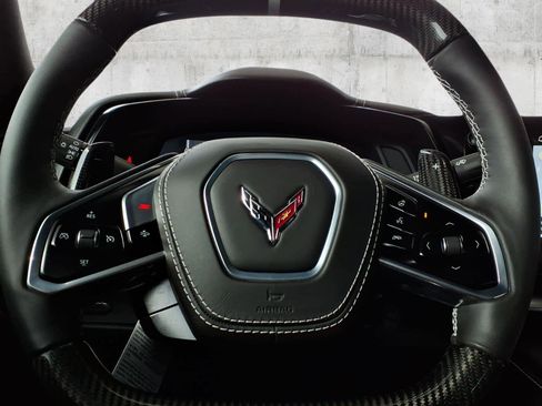 Used 2025 Chevrolet Corvette Z06 image 22