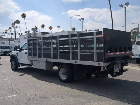 Used 2020 Ford F550 2WD Regular Cab Super Duty image 4