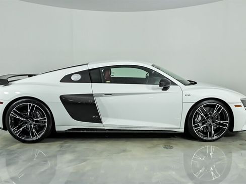 Used 2020 Audi R8 V10 performance AWD/4WD image 12