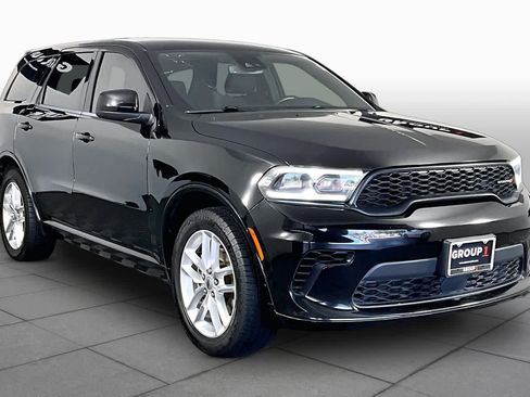 Used 2023 Dodge Durango GT RWD image 3