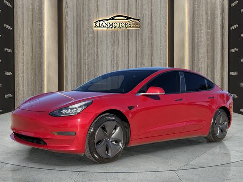 Used 2019 Tesla Model 3 Standard Range Plus image 3