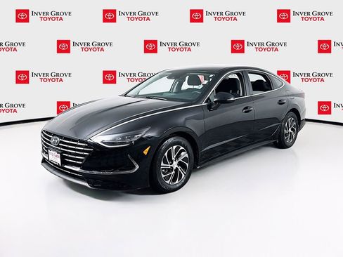 Used 2023 Hyundai Sonata Blue image 1