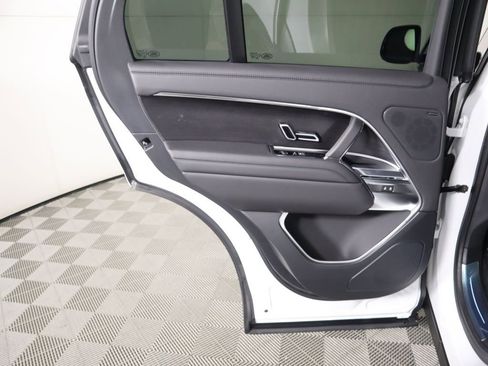 New 2026 Land Rover Range Rover SE image 27