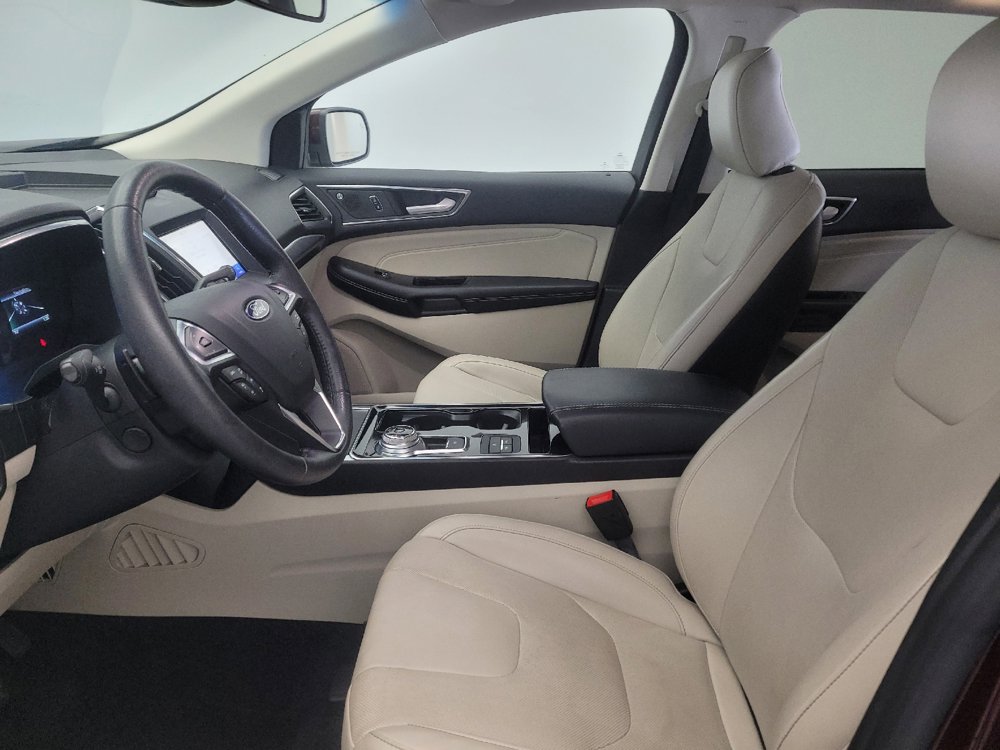 Used 2020 Ford Edge Titanium w/ Equipment Group 301A AWD/4WD image 17