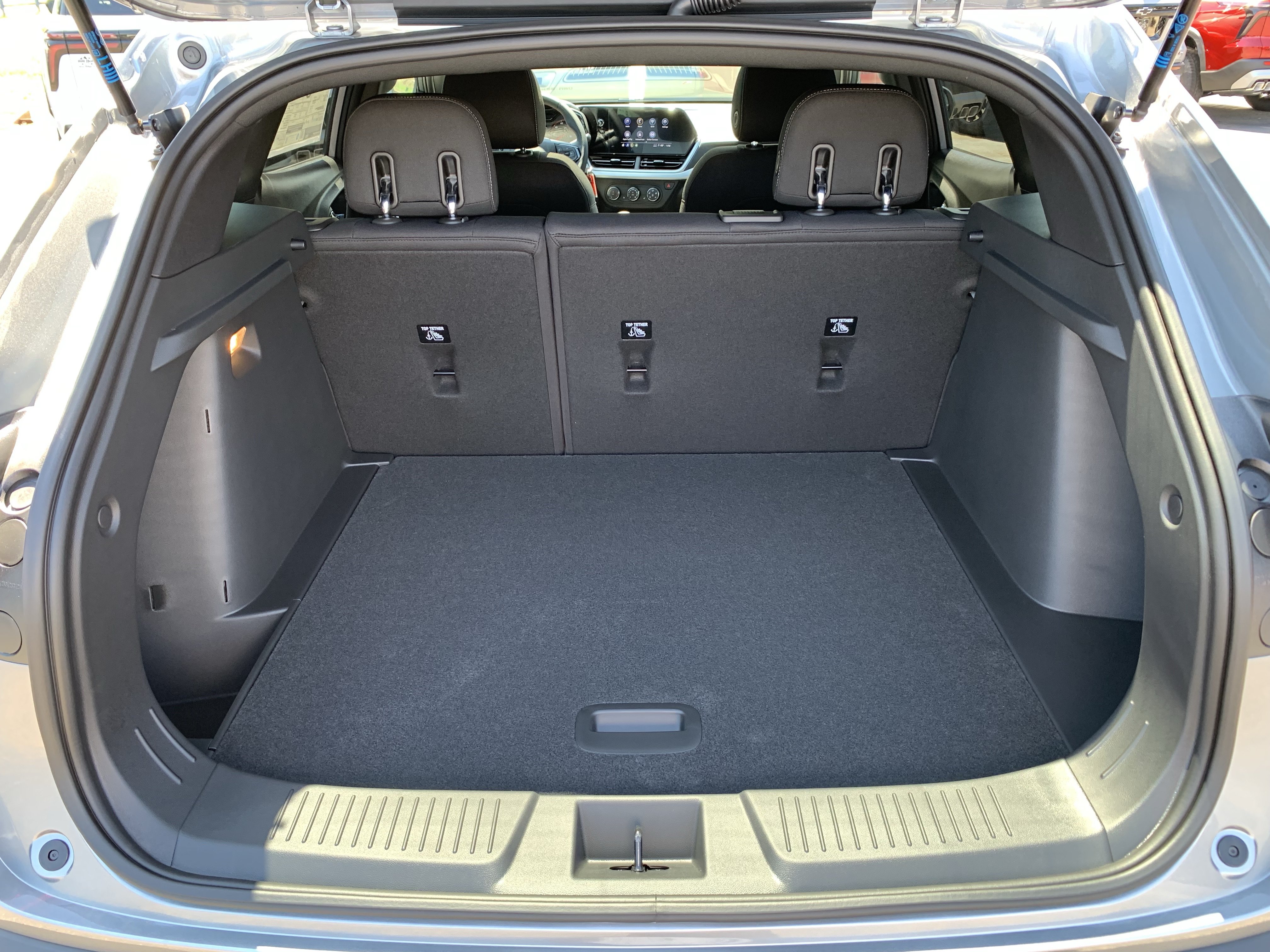 New 2026 Chevrolet Trax RS w/ Sunroof Package FWD image 19