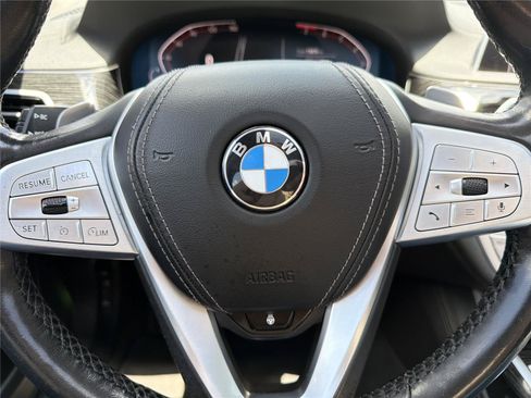 Used 2020 BMW 740i xDrive w/ Premium Package AWD/4WD image 12