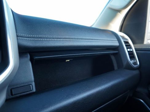 Used 2021 RAM 1500 Laramie image 22