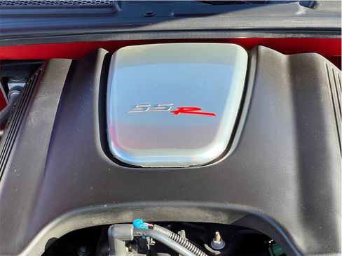 Used 2004 Chevrolet SSR w/ Preferred Equipment Group image 6