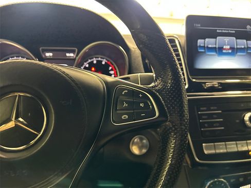 Used 2019 Mercedes-Benz GLS 450 4MATIC image 20