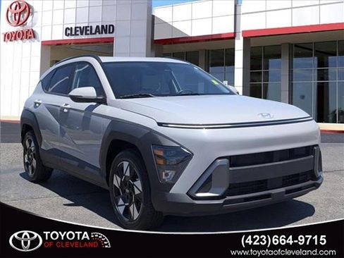 Used 2024 Hyundai Kona SEL w/ Convenience Package FWD image 1