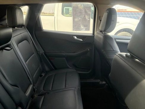 Used 2020 Ford Escape SEL image 12