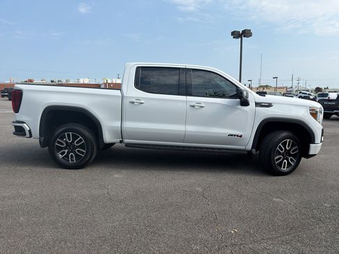 Used 2021 GMC Sierra 1500 AT4 AWD/4WD image 4