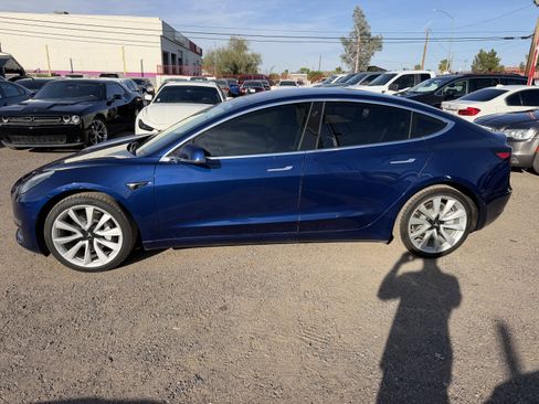 Used 2018 Tesla Model 3 Long Range image 8