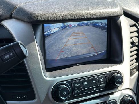 Used 2017 GMC Yukon SLE w/ SLE Value Package image 28