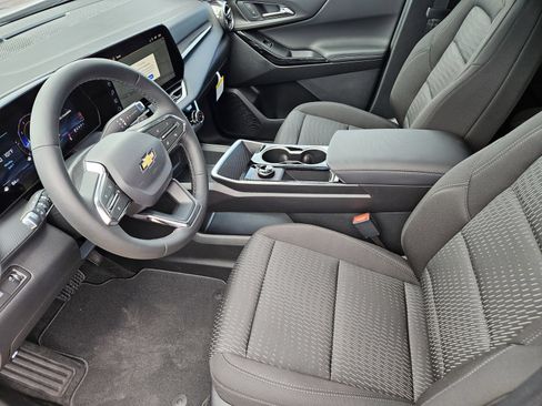 New 2026 Chevrolet Equinox LT FWD image 15