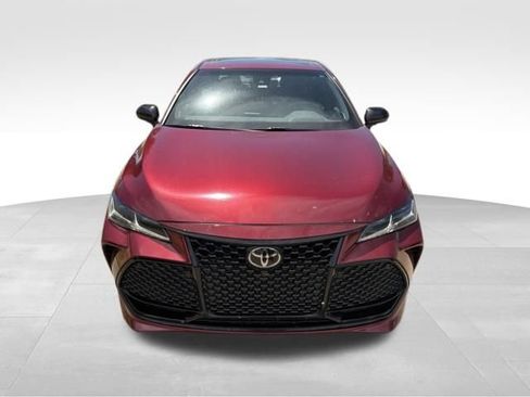 Used 2022 Toyota Avalon Touring FWD image 9