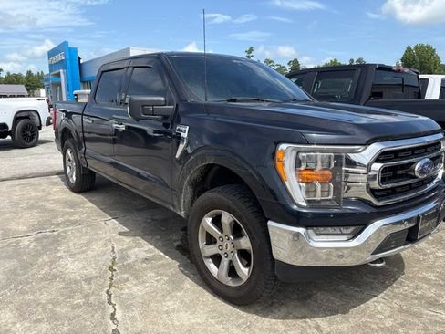 Used 2021 Ford F150 XLT w/ Equipment Group 302A High AWD/4WD image 3