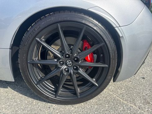 Used 2025 Toyota GR86 w/ Performance Package RWD image 25
