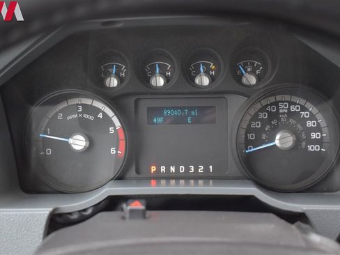 Used 2016 Ford F550 4x4 Regular Cab Super Duty image 15