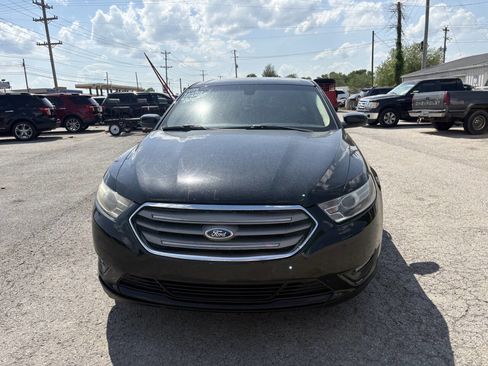 Used 2014 Ford Taurus SEL w/ Equipment Group 201A image 5