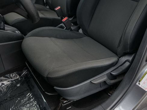 Used 2024 Nissan Kicks S FWD image 17