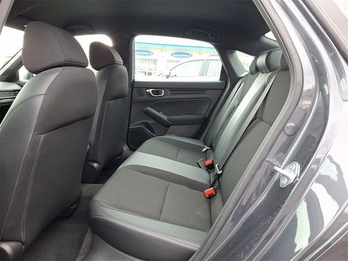 Used 2022 Honda Civic Sport image 13