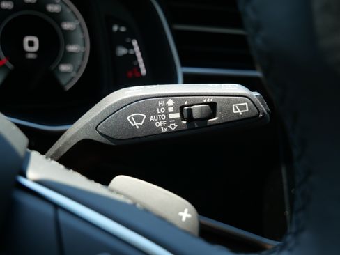Used 2024 Audi Q7 3.0T Premium Plus AWD/4WD image 29
