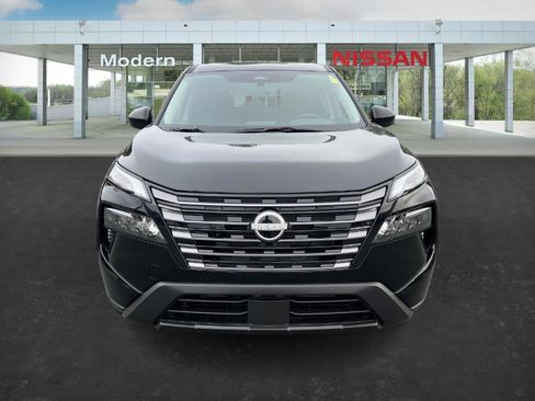 New 2026 Nissan Rogue SV image 8