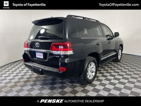 Used 2019 Toyota Land Cruiser AWD/4WD image 17
