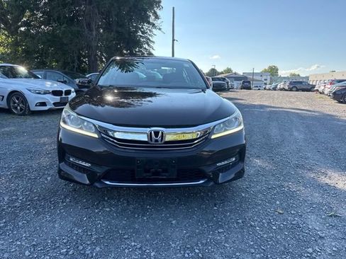 Used 2016 Honda Accord EX image 3