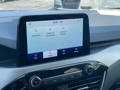 Used 2022 Ford Escape SEL image 18