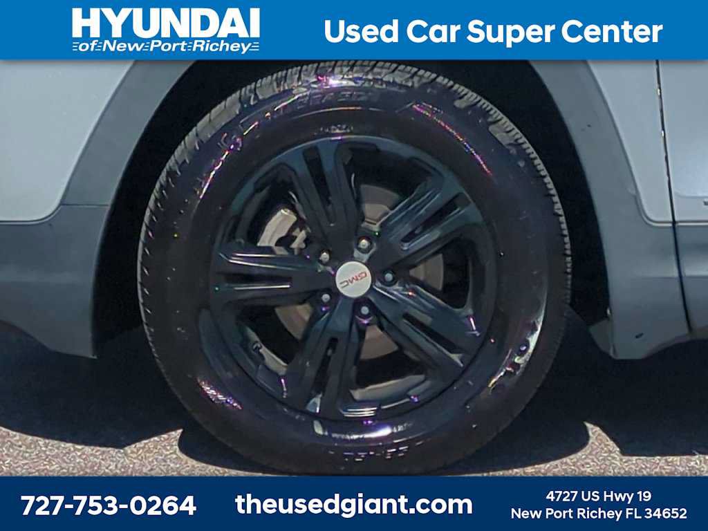 Used 2018 GMC Terrain SLE w/ Driver Convenience Package FWD image 10