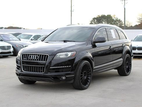 Used 2013 Audi Q7 TDI Prestige w/ Prestige Pkg image 3