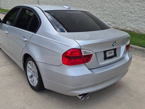 Used 2006 BMW 325i Sedan RWD image 5