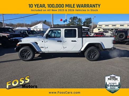 New 2026 Jeep Gladiator Sport image 4