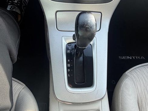 Used 2015 Nissan Sentra SV w/ Style Package image 20