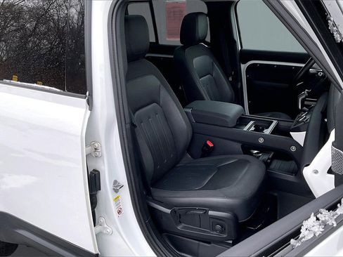 Used 2021 Land Rover Defender 110 S image 30