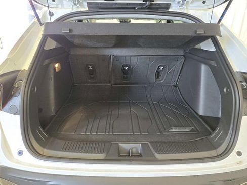 New 2026 Chevrolet Trax ACTIV w/ Sunroof Package image 11