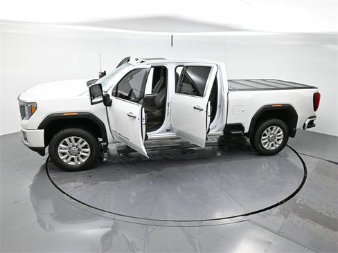 Used 2022 GMC Sierra 2500 Denali w/ Denali Ultimate Package image 44