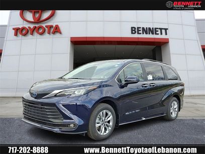 New 2025 Toyota Sienna XLE