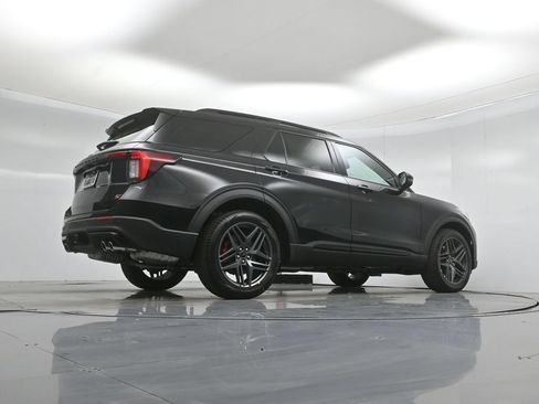 New 2026 Ford Explorer ST AWD/4WD image 48