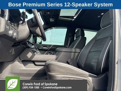 Used 2024 GMC Sierra 2500 AT4X image 2