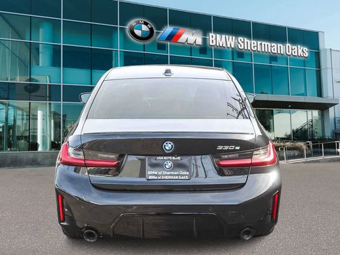 Used 2023 BMW 330e w/ M Sport Package image 5