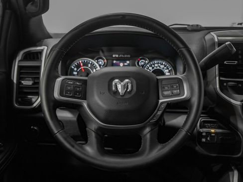 Used 2022 RAM 2500 Lone Star w/ Lone Star Silver Edition AWD/4WD image 16