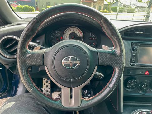 Used 2015 Scion FR-S RWD image 13