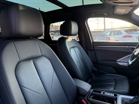 Used 2021 Audi Q3 2.0T Premium image 33