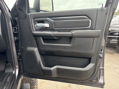 New 2025 RAM 2500 Big Horn image 32