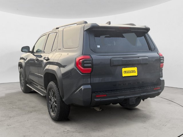 Used 2025 Toyota 4Runner SR5 AWD/4WD image 7