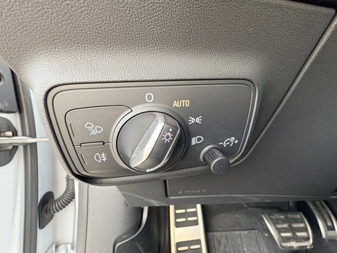 Used 2018 Audi TT RS image 11