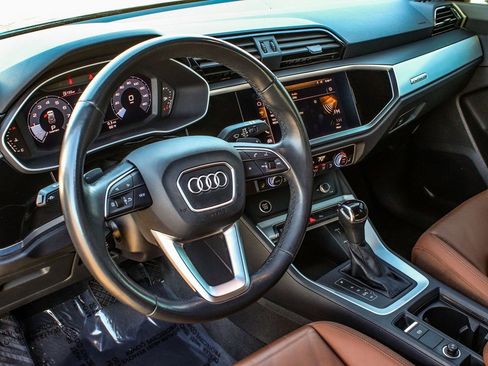 Used 2021 Audi Q3 2.0T Premium w/ Convenience Package image 15